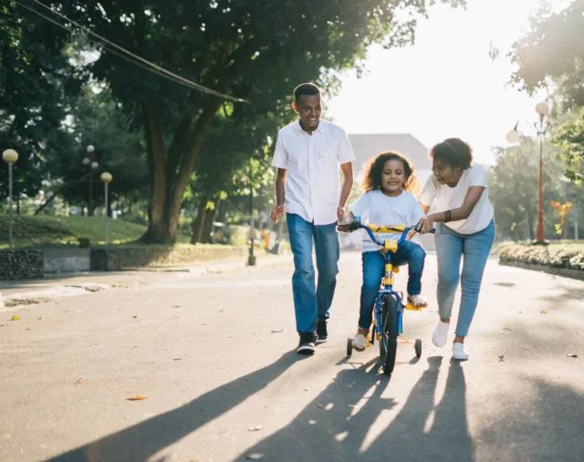 Kesalahan Pola Asuh Helicopter Parenting, Mudah Kelihatannya tapi Bahaya ke Depannya 10