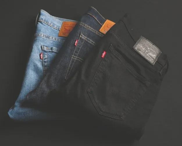 Menelisik Cerita Jeans yang Didominasi Warna Biru. Gara-gara Apa Sih Bisa Begitu? 7