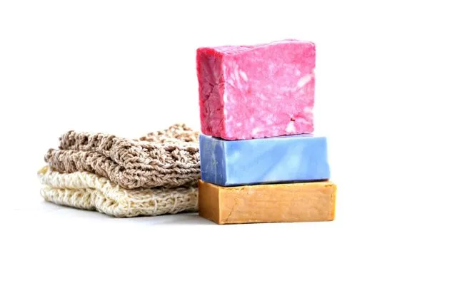Ganti Peralatan Mandimu dengan 6 Bahan 'Bebas Plastik' ini. Katanya Sayang Lingkungan? 7