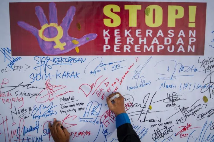 Antara Ego & Maskulinitas, Pernyataan Ustaz Soal Sikapnya yang Kontra RUU PKS Ini Bikin Geram Publik 4