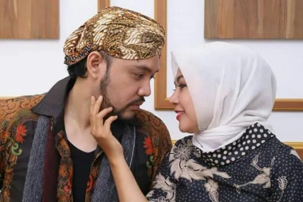 Artis Sandy Tumiwa Terciduk Pakai Sabu di Hotel. Istri Siri: Padahal Kami Akan Menikah Resmi 5