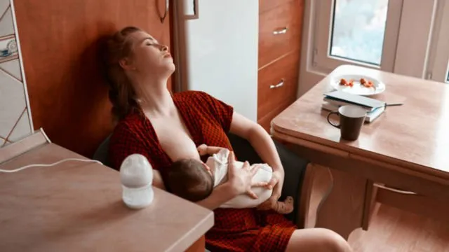 Demi Si Nenen-Holic, Jauhi Dulu 8 Pemicu ASI Seret Ini. Percuma ASI Booster Segunung Kalau Begini! 11