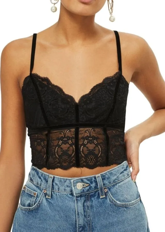 10 Ide Padu Padan Bralette untuk Tampil Seksi Namun Tetap Elegan, Jauh dari Kesan Murahan 20