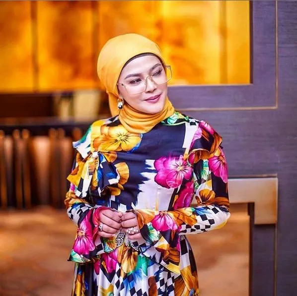 Mengenal Lebih Dekat Viens Tasman, Ibu Rachel Vennya yang Dicap Sosialita Rendah Hati 25