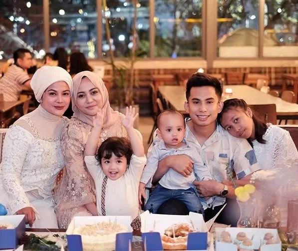 Mengenal Lebih Dekat Viens Tasman, Ibu Rachel Vennya yang Dicap Sosialita Rendah Hati 26