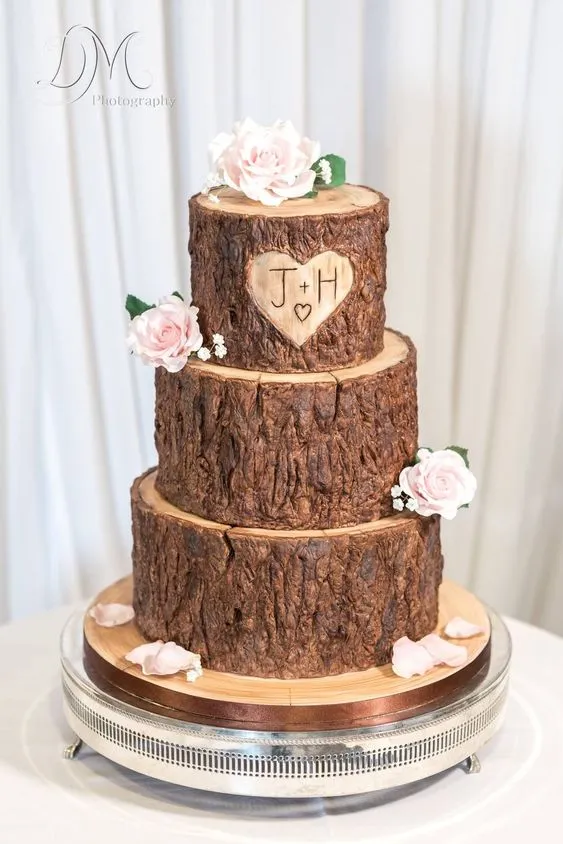 12 Ide Wedding Cake Tema Rustic. Menyelipkan Konsep Back to Nature Agar Sesi Potong Kue Makin Cantik 22