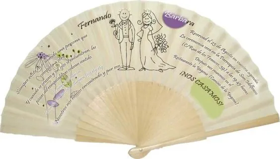 10 Ide Undangan Tanpa Kertas Konvensional. Bentuknya Mulai dari Kamera Proyeksi, CD Sampai Puzzle! 13