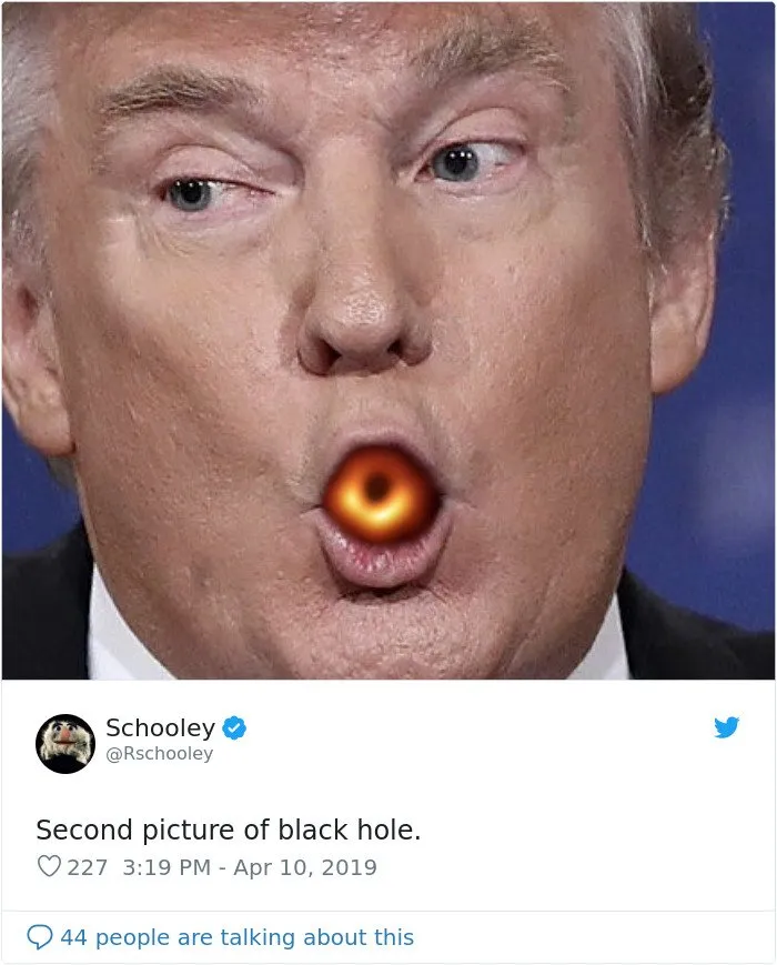 11 Meme Soal Blackhole Kocak yang Bikin Tergelak. Meski Nggak Paham Sains, Tapi Ngerti Lawakan, kan? 13