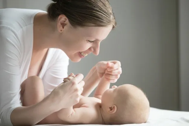 7 Trik Santai Menenangkan Bayi yang Suka Nangis Tengah Malam. Nggak Usah Panik, Bisa Diatasi Kok! 11