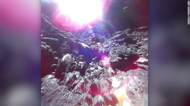 Jepang Baru Saja Sukses Ngebom dan Tembaki Asteroid. Kenapa Ya, Apa Mau Mulai Perang Antariksa?! 4