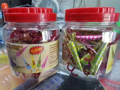 Belum Lama sih, Tapi Udah Kangen! 16 Jajanan Legend ini Bikin Ingat Masa-masa Minta Duit ke Emak 31