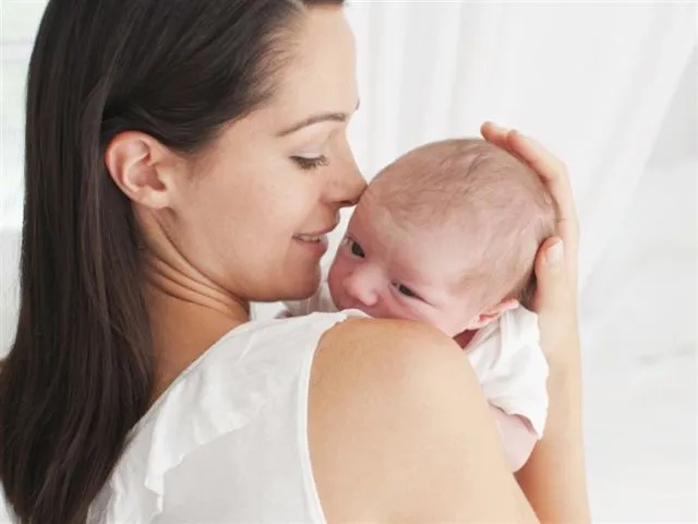 7 Trik Santai Menenangkan Bayi yang Suka Nangis Tengah Malam. Nggak Usah Panik, Bisa Diatasi Kok! 8