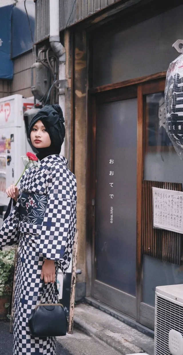 Mengintip 12 Gaya Khas Rahmilia Aufa, Hijaber Keturunan Indonesia yang Tinggal di Negeri Sakura 23