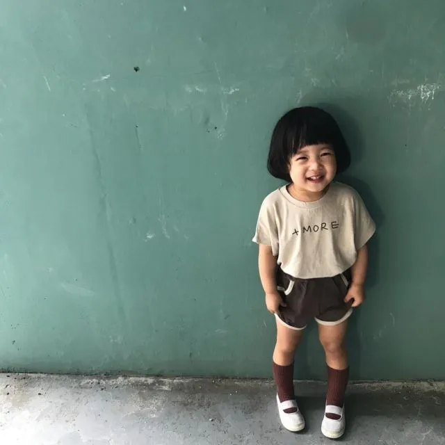 Nyaman dan Bikin Gemas, Ini 12 Ide Stylish Outfit ala Selebgram Cilik Korea yang Bisa Kamu Terapkan 19