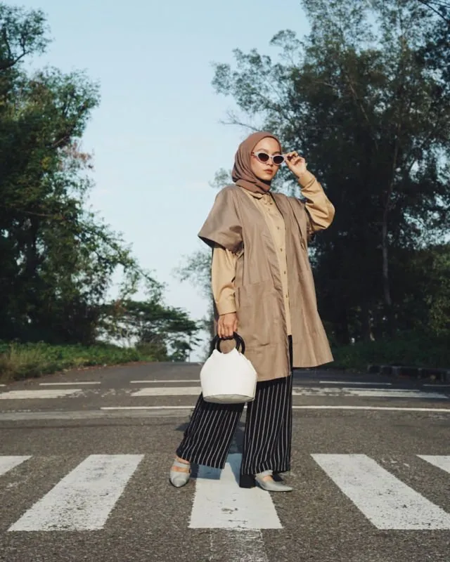 10 Ide Padu Padan Layering ala Selebgram Nissa Chair. Perhatikan Dulu, Biar Nggak Asal Tumpuk 13