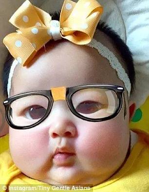 10 Ekspresi Kocak Bayi Saat Dikerjain Pakai Filter Kamera. Aduh, Anak Manis Udah Bisa Lawak Gini! 16