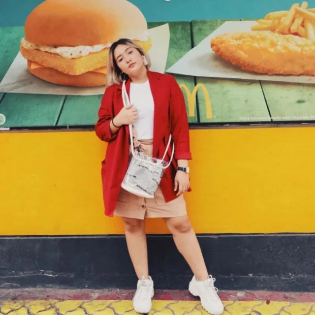 10 Ide Padu Padan Busana ala Selebgram Sandra D Lubis. Sempurna untuk Kamu yang Bertubuh Curvy! 20