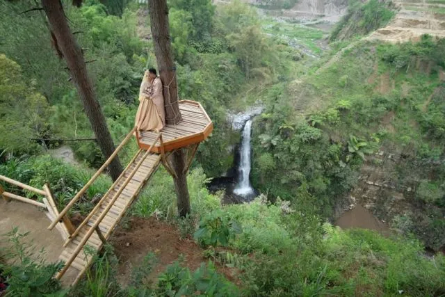 9 Lokasi Cantik di Magelang yang Bisa Jadi Spot Pre-Wedding. Minim Biaya dan Berkesan! 13