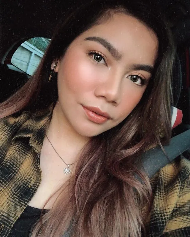 11 Ide Pakai Lipstik Warna Oranye ala Selebgram, Segar dan Nggak Norak 15