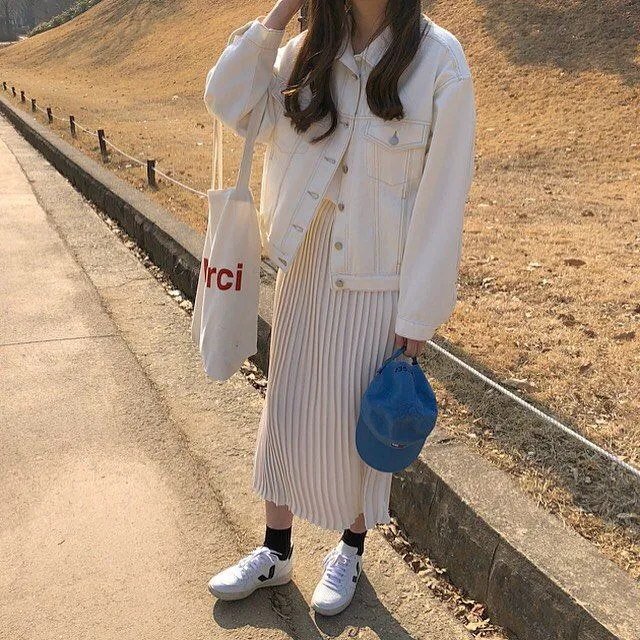 11+ Ide Style Baju Oversize Cewe ala Korea 19
