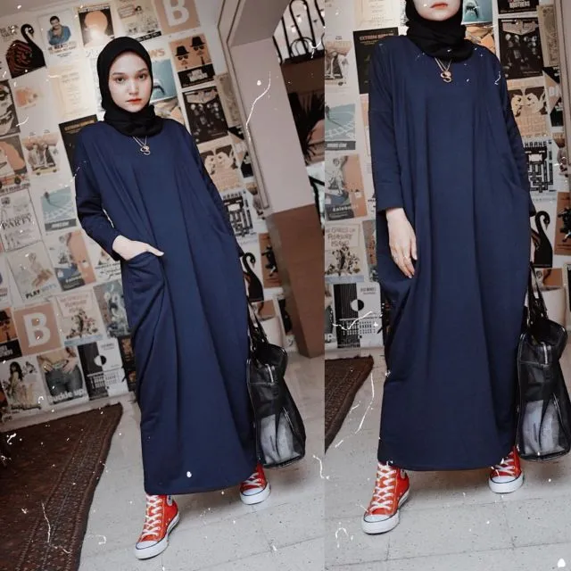 Anti Monoton dan Terlihat Suram, Sontek Yuk 12 Ide Busana Serba Gelap ala Selebgram @sorayaulfa15! 15