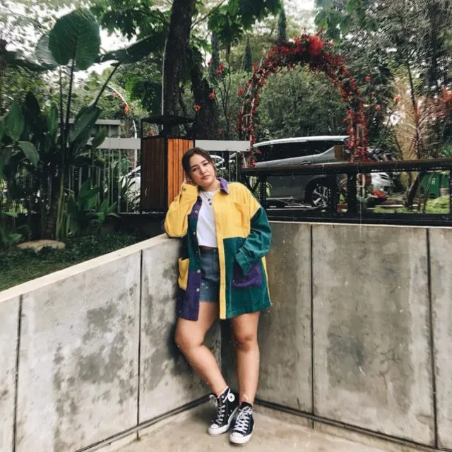 10 Ide Padu Padan Busana ala Selebgram Sandra D Lubis. Sempurna untuk Kamu yang Bertubuh Curvy! 13