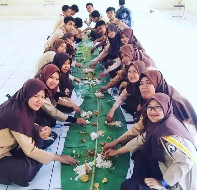12 Potret Seru Sekaligus Kocak Kegiatan Pramuka. Nggak Nyangka Dulu Gigih Banget Mau Ngelakuin Ini 14