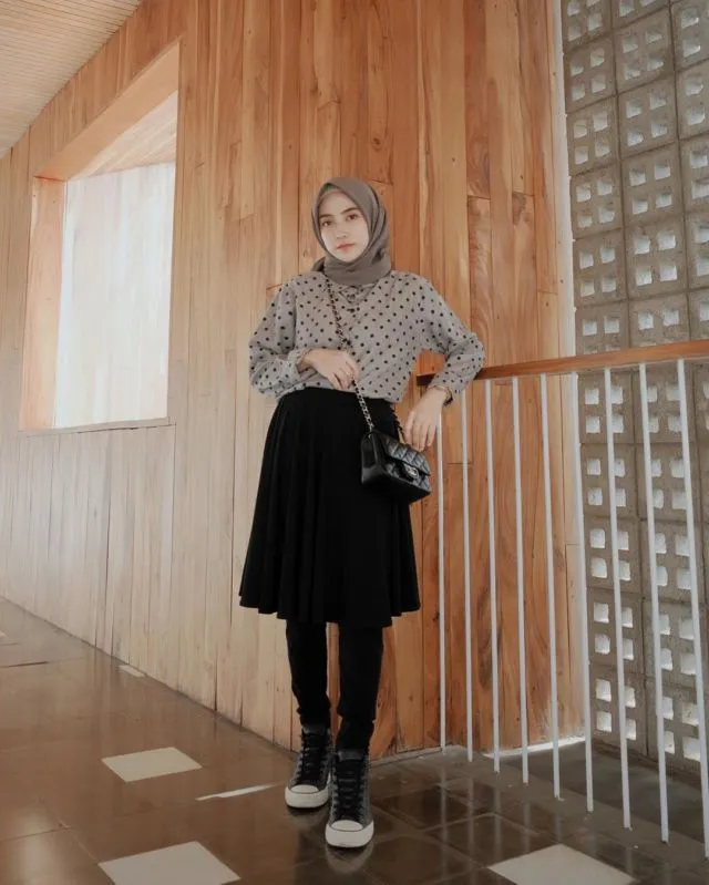 Bersahaja dan Awet Muda, Ini 10 Padu Padan ala Selebgram Nisa Cookie yang Wajib Kamu Sontek 15