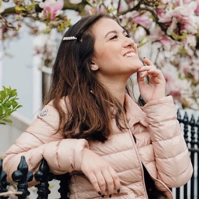Satu Warna untuk Semua, Sontek Yuk 12 Ide Monochromatic Make-up Look ala Selebgram Hits Ini! 23
