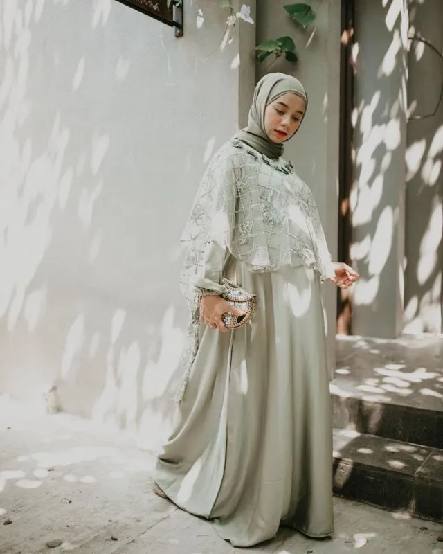 9 OOTD Kondangan untuk Ibu Hamil ala Selebgram Joyagh. Sopan, Elegan dan Pasti Curi Perhatian! 18