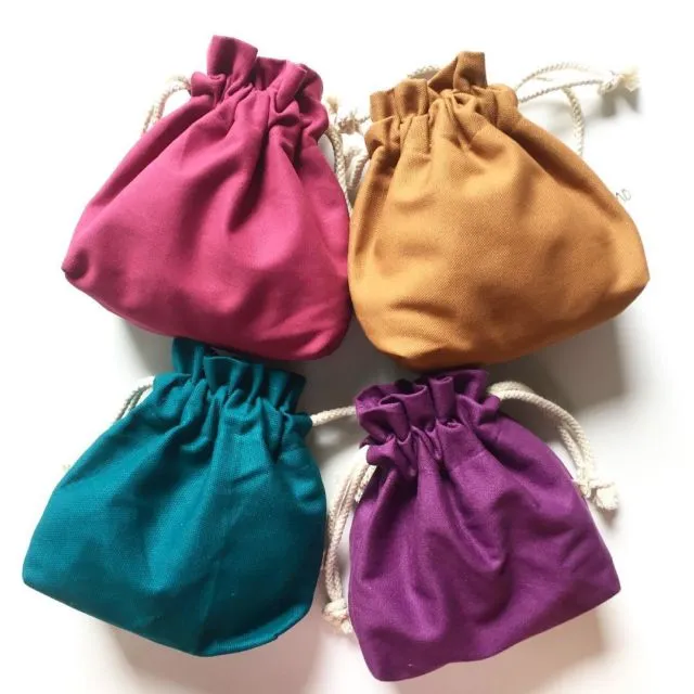 10+ Ide Desain Pouch Cantik untuk Suvenir Pernikahan. Multifungsi dan Bujetnya Bisa Menyesuaikan 16