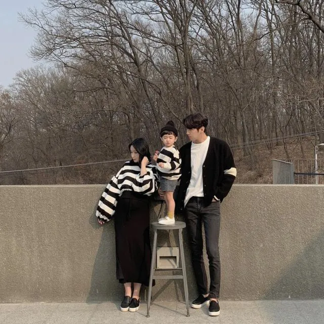 9 Ide Foto Keluarga dari Pasangan Korea; Konsepnya Sederhana, Hasilnya Luar Biasa! 14