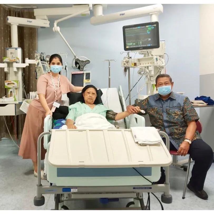 Dua Bulan Lebih Temani Istri di Rumah Sakit, Kesetiaan SBY pada Ani Yudhoyono Ini Bikin Baper! 12