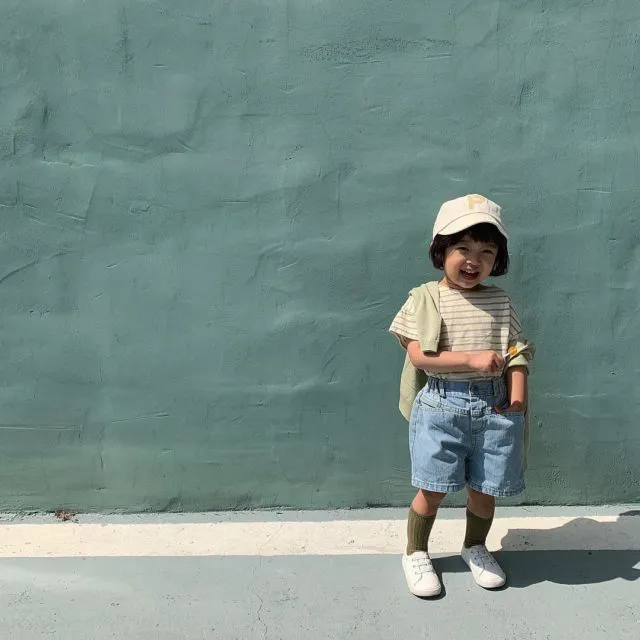 Nyaman dan Bikin Gemas, Ini 12 Ide Stylish Outfit ala Selebgram Cilik Korea yang Bisa Kamu Terapkan 26
