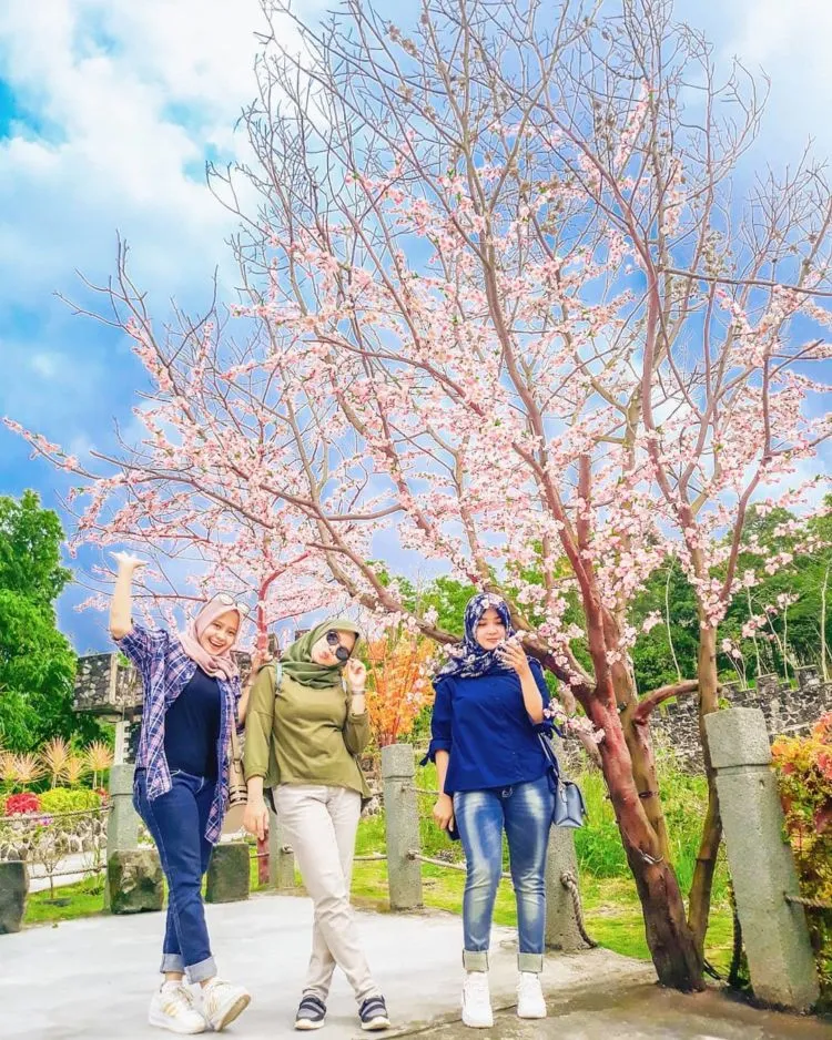 The Lost World Castle, Spot Wisata Bagi Pecinta Selfie di Jogja. Yuk Ajak Temen Kamu ke Sana! 8