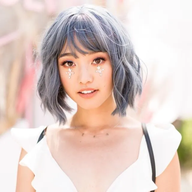 Coachella Sedang Berlangsung! Yuk Intip Kecenya 8 Make-up ala Artis dan Selebgram yang Datang 12