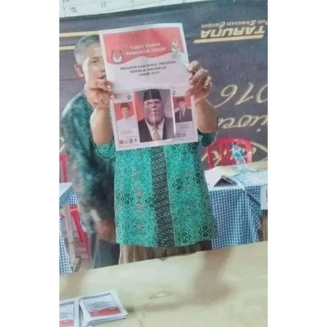 10+ Drama Kocak di Balik Bilik Pemilu yang Mungkin Juga Kamu Alami. Pemilu 2019 Ini Memang Epik! 19