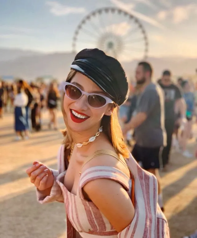 Coachella Sedang Berlangsung! Yuk Intip Kecenya 8 Make-up ala Artis dan Selebgram yang Datang 10