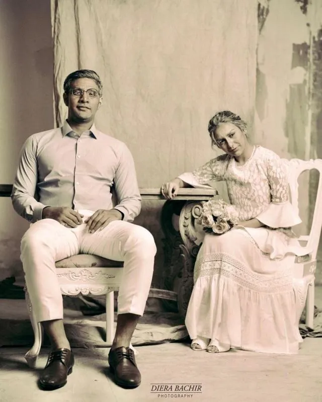 70 Years Challenge, Tema Pre-Wedding Unik ala Irish Bela dan Amar Zoni. Semua Fotonya Hitam Putih! 11