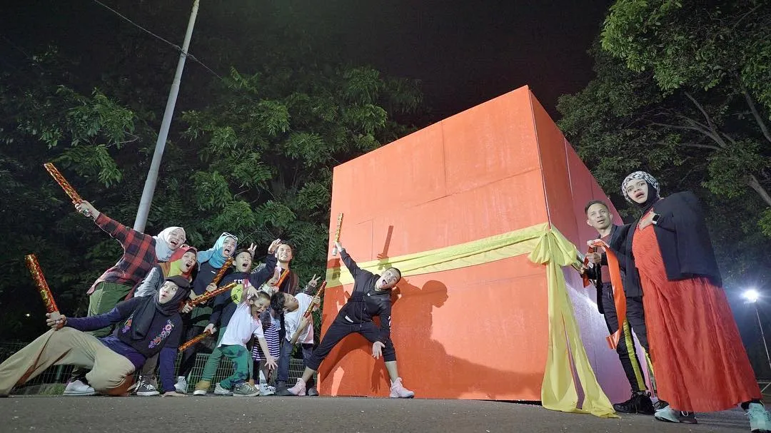 Bikin Iri, Anak-Anak 'Gen Halilintar' Ngasih Kado Mobil Mahal Buat Orangtuanya. Keren! 3