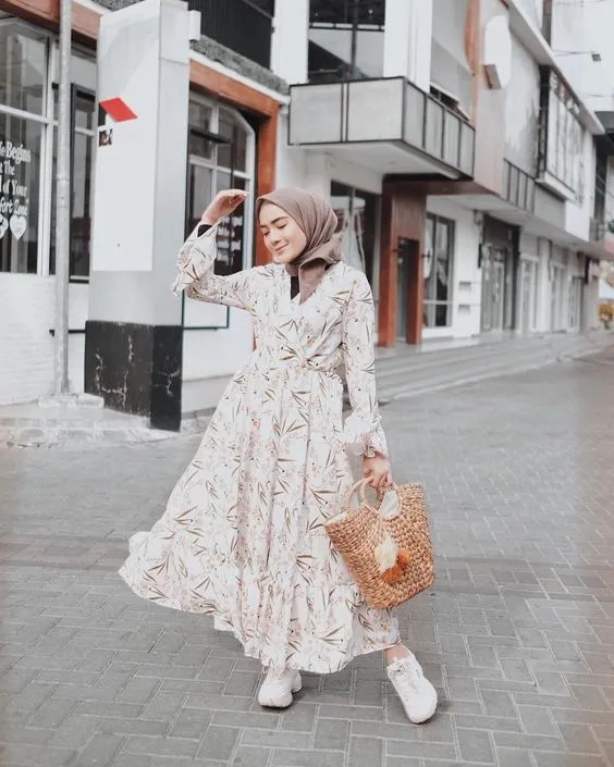 12 OOTD Dress Korean Style Flora, Bisa untuk Hijab 14