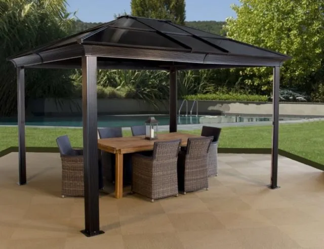 15+ Desain Gazebo Sederhana untuk Leyeh-Leyeh Cantik di Halaman Rumah. Kayak di Kafe-Kafe! 26