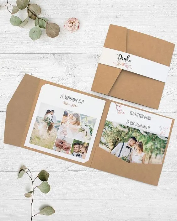 12 Ide Desain Undangan Plus Foto yang Bersahaja. Demi Foto Pre-Wedding Cantikmu Nggak Tersia-sia 14