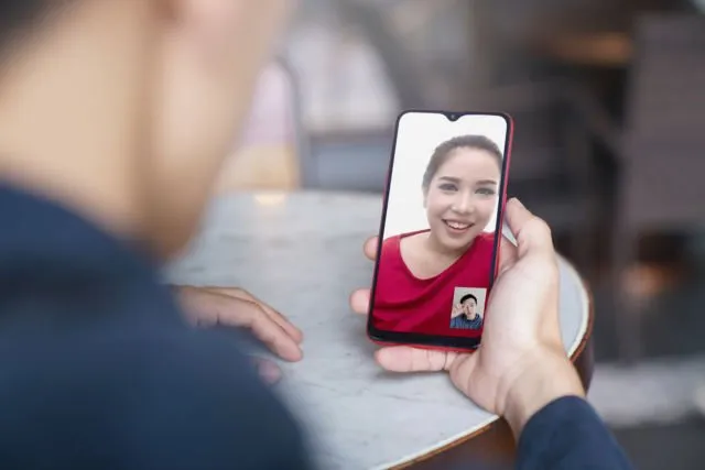 5 Hal Kocak yang Cuma Dimengerti Pejuang LDR. Cinta Tuh Kadang Sekonyol Ini ya 8