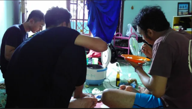 8 Uneg-Uneg Hati dari Korban Juru Parkir yang Sering Muncul Tiba-tiba. Kembalikan Dua Ribu Kami, Kir! 13