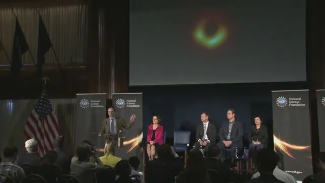Selalu Dianggap Misteri Terbesar Semesta, Manusia Akhirnya Bisa Intip Penampakan Black Hole 8