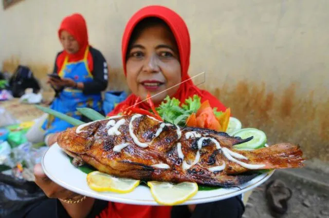 Dampak Konyol Acara MasterChef Terasa di Kehidupan Sehari-hari. Chef Juna Harus Tanggung Jawab nih! :D 14