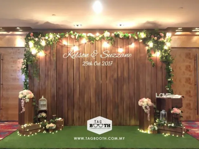 Mengulik 8 Ide Rustic Photobooth ala Pertunangan Ayla Dimitri. Elegan, Tamu Undangan Pasti Terkesan 15