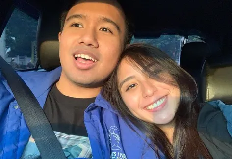 Joshua dan Pacarnya Makin Mesra, Bukti Bahwa Cowok Lucu Itu Juara 8