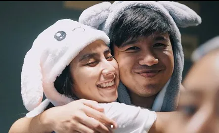 Joshua dan Pacarnya Makin Mesra, Bukti Bahwa Cowok Lucu Itu Juara 11